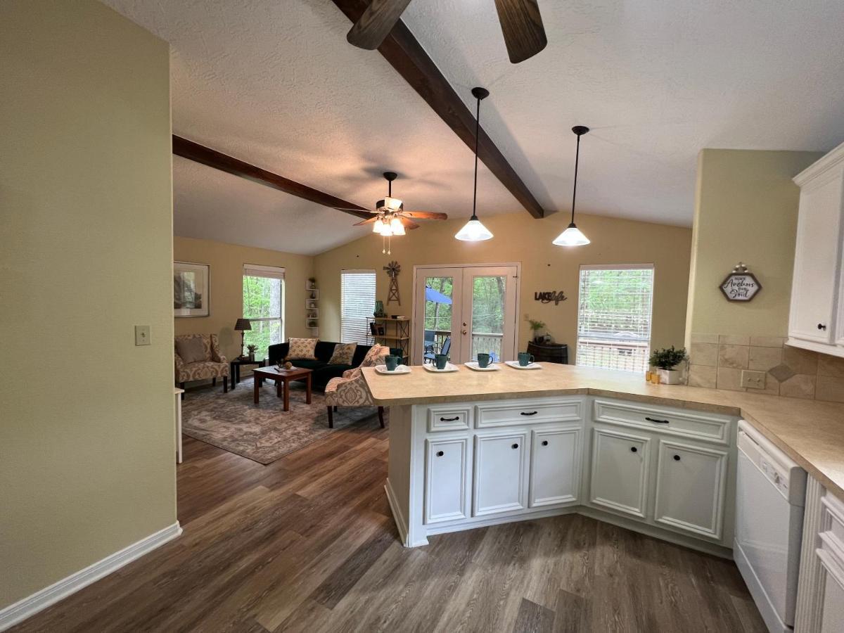 2 Bdrm Treehouse Hideout- Lake Conroe With Boat Ramp Montgomery Exterior foto